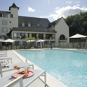 La Rivière Hotel